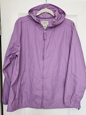L.L. Bean Womens Large Lightweight Hooded Jacket Purple Windbreaker Full Zip
